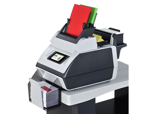 プリマジェストの封入封緘機